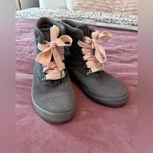 Keds Camp Boots Women’s 7.5 | Sherpa Lined | Gray & Blush